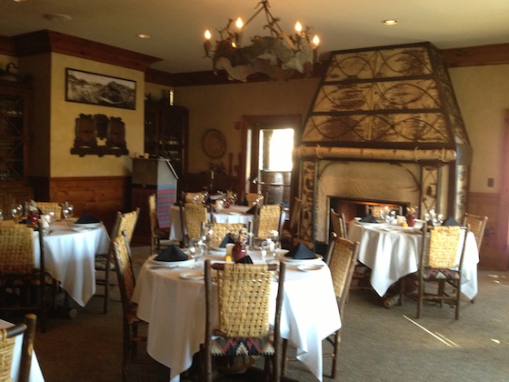 Indoor Dining at Buckberry Lodge