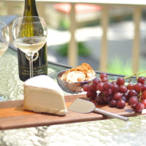 Wood cheese board | Tabletop Trends