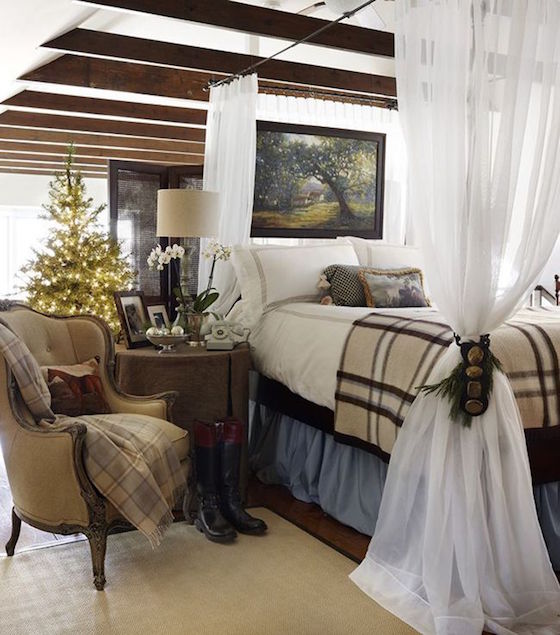 I love the plaid additions to this bedroom