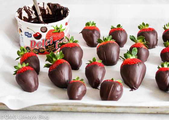Chocolate Covered Strawberries (3 of 5)