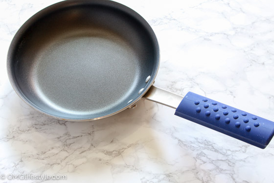 This silicone pot handle cover is great when you have to constantly stir your pot. You don't have to pull an oven mitt out as this silicone handle can stay on the pot during cooking.