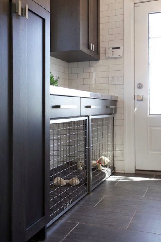 Love this built in dog crate instead of having a crate in an open area taking up precious floor space