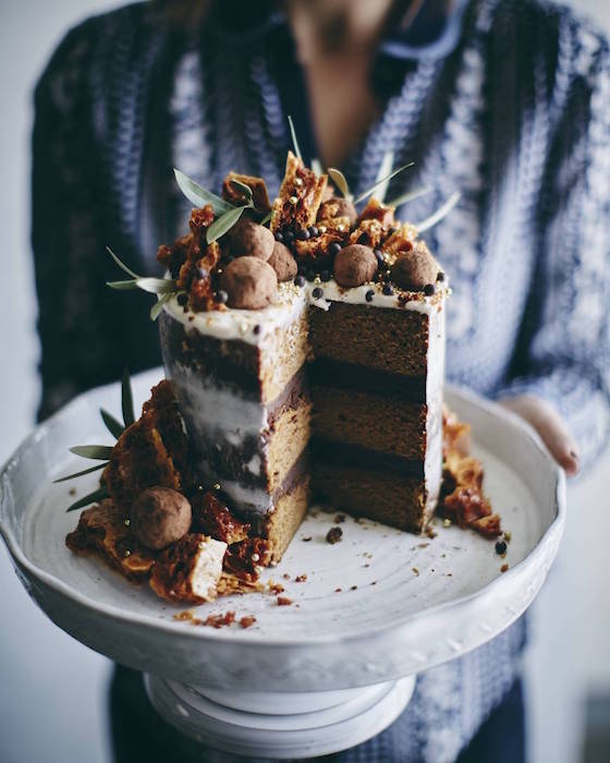 TRIPLE LAYER PUMPKIN CHOCOLATE CHIP CAKE | This and other delicious Pumpkin Recipes on the blog.