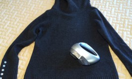 Sweather Shaver on sweater