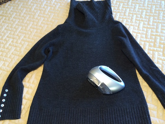Sweather Shaver on sweater