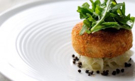 Salmon-fish-cakes-with-rocket-capers-and-lime-dressing